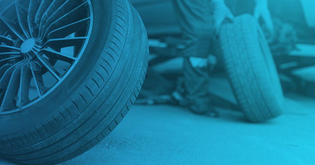 ¿Cuándo debo cambiar los neumáticos de mi coche?