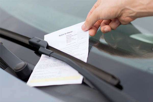 Las 5 multas de conducir más habituales