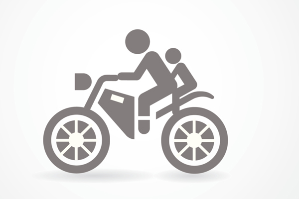 Precauciones a seguir si llevas a alguien más en tu moto