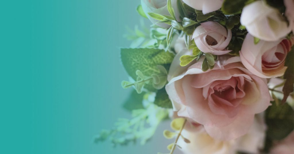 ¿Cómo se celebra un funeral laico?