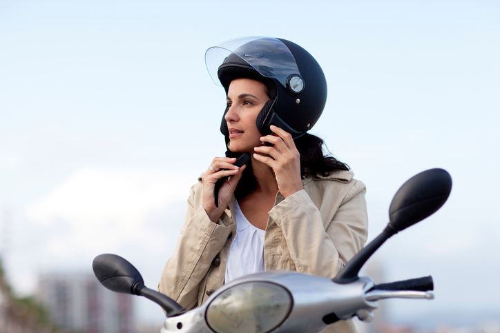 ¿Cuánto cuesta sacarse el carnet de moto?