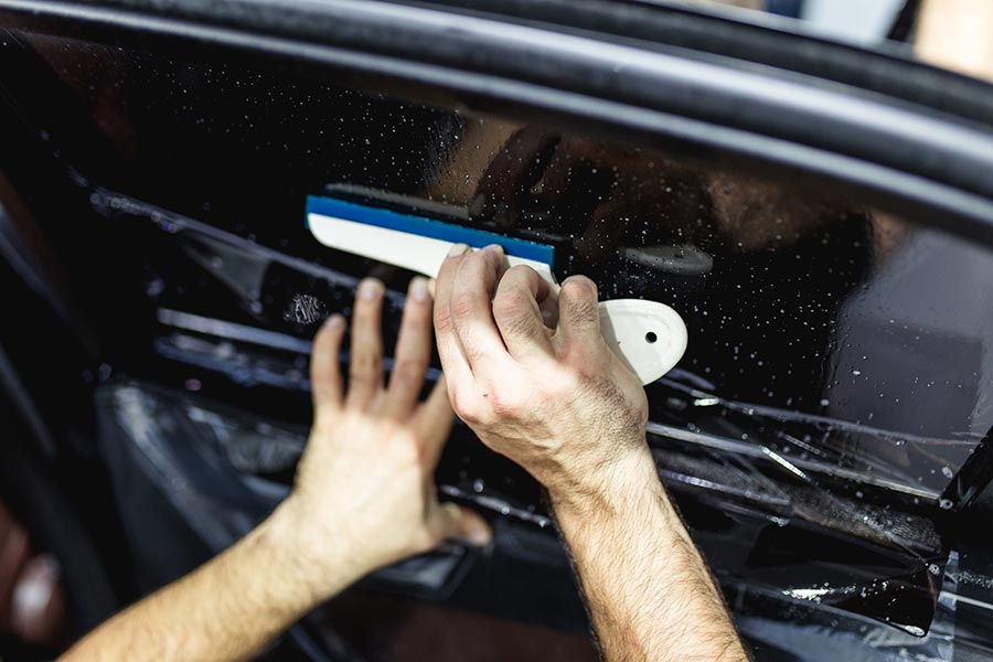 Cómo hacer un tintado de lunas a tu coche?