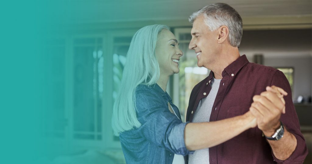 ¿Quiénes son los viejenials? El nuevo target de las marcas