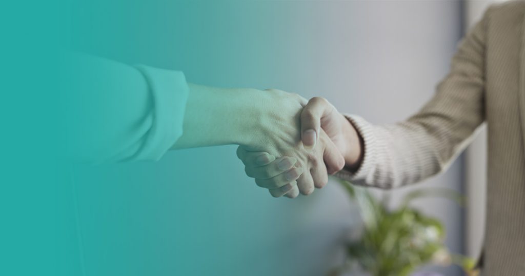Donación en vida o herencia: ¿qué compensa más? Impuestos y otros factores a tener en cuenta