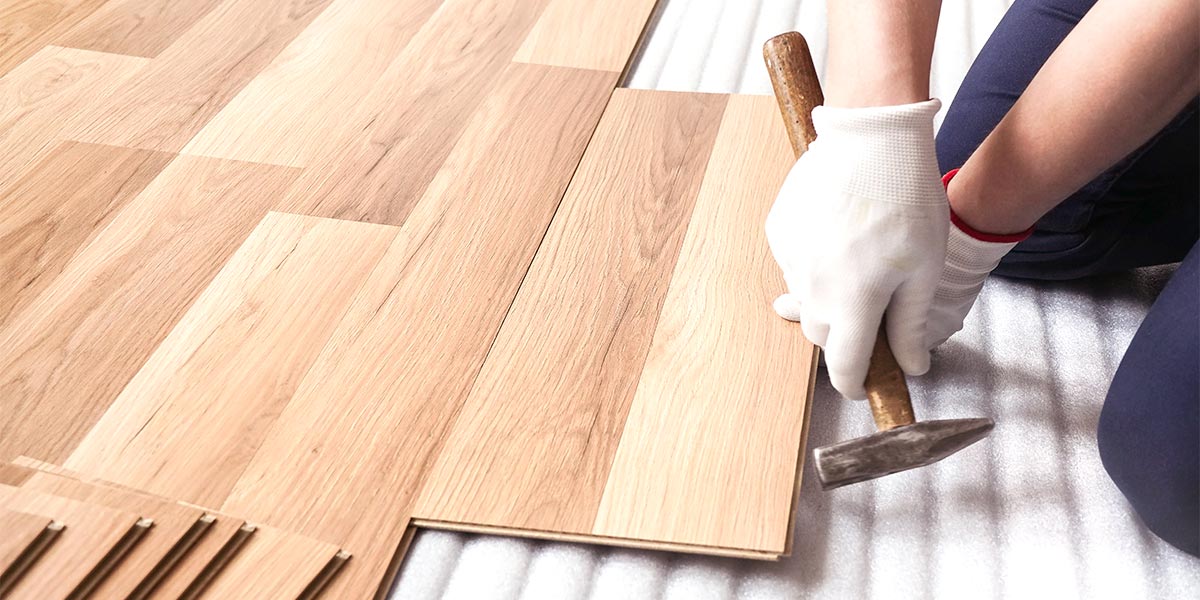 6 técnicas para reparar los desperfectos del parquet de tu casa