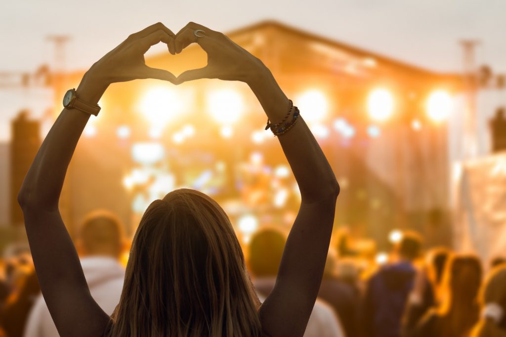 Cómo organizar un festival de música: estos son los seguros que debes contratar