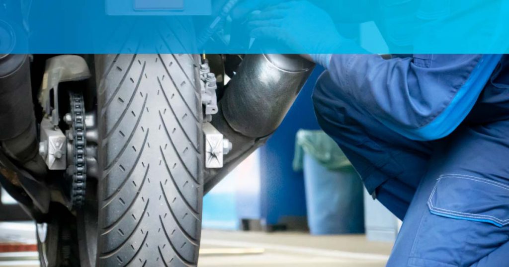 ¿Qué presión necesitan los neumáticos de tu moto?