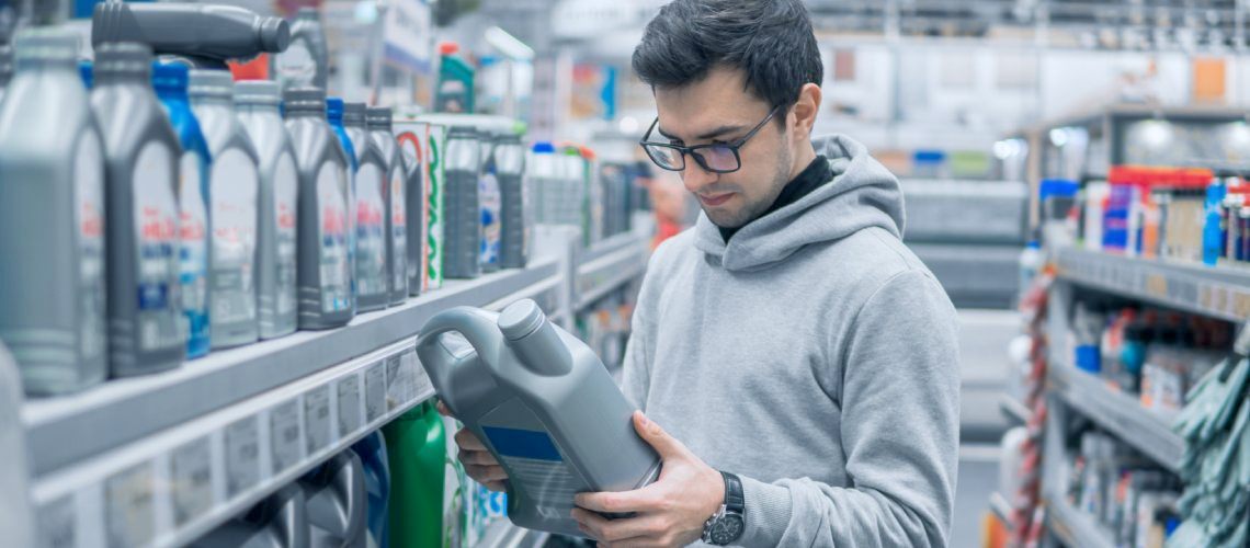 ¿el aceite de coche caduca?