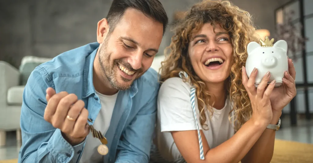 ¿Cuánto debo ahorrar de mi sueldo cada mes?