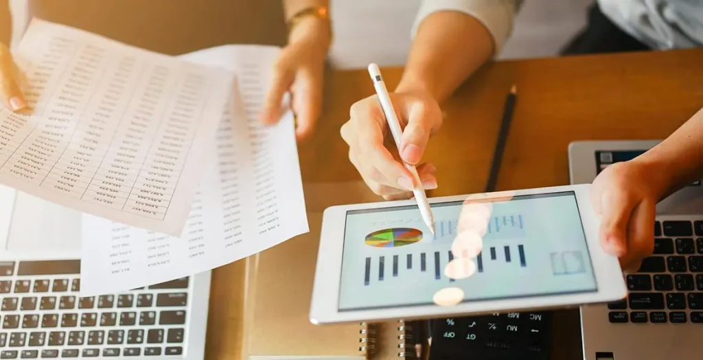 ¿Qué es el flujo circular de la renta?