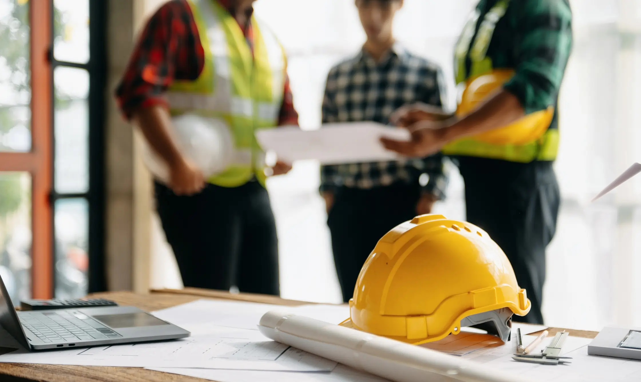 Los responsables de tramitar el certificado final de obra.
