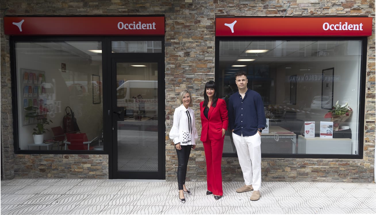 Photo of the Occident Laredo Santa Bárbara agency team