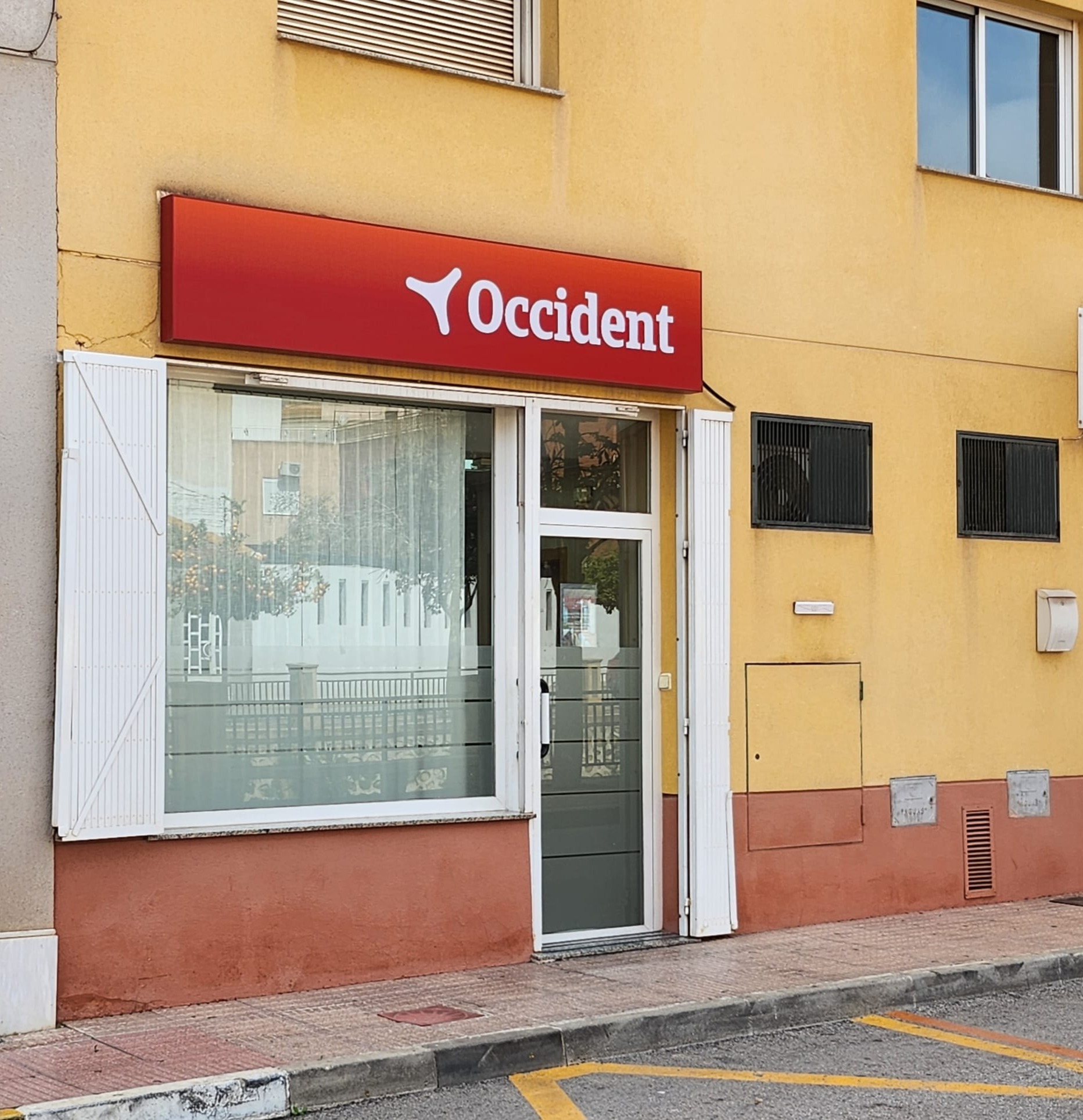 Agència exclusiva d'Occident a Totana Raquel García Cayuela