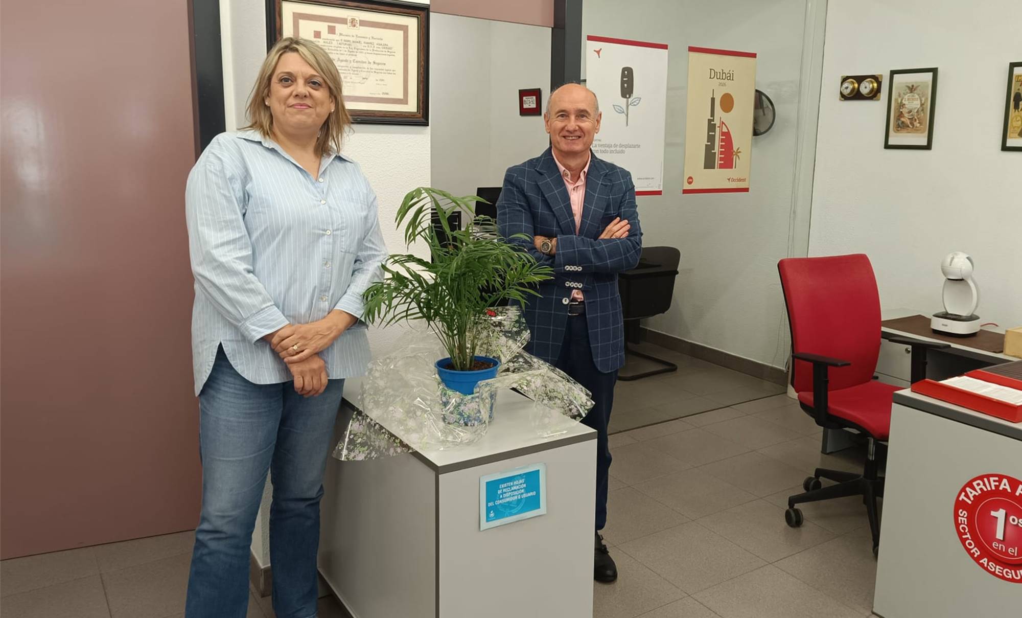 Foto equipo agencia Occident Isidro Ramirez